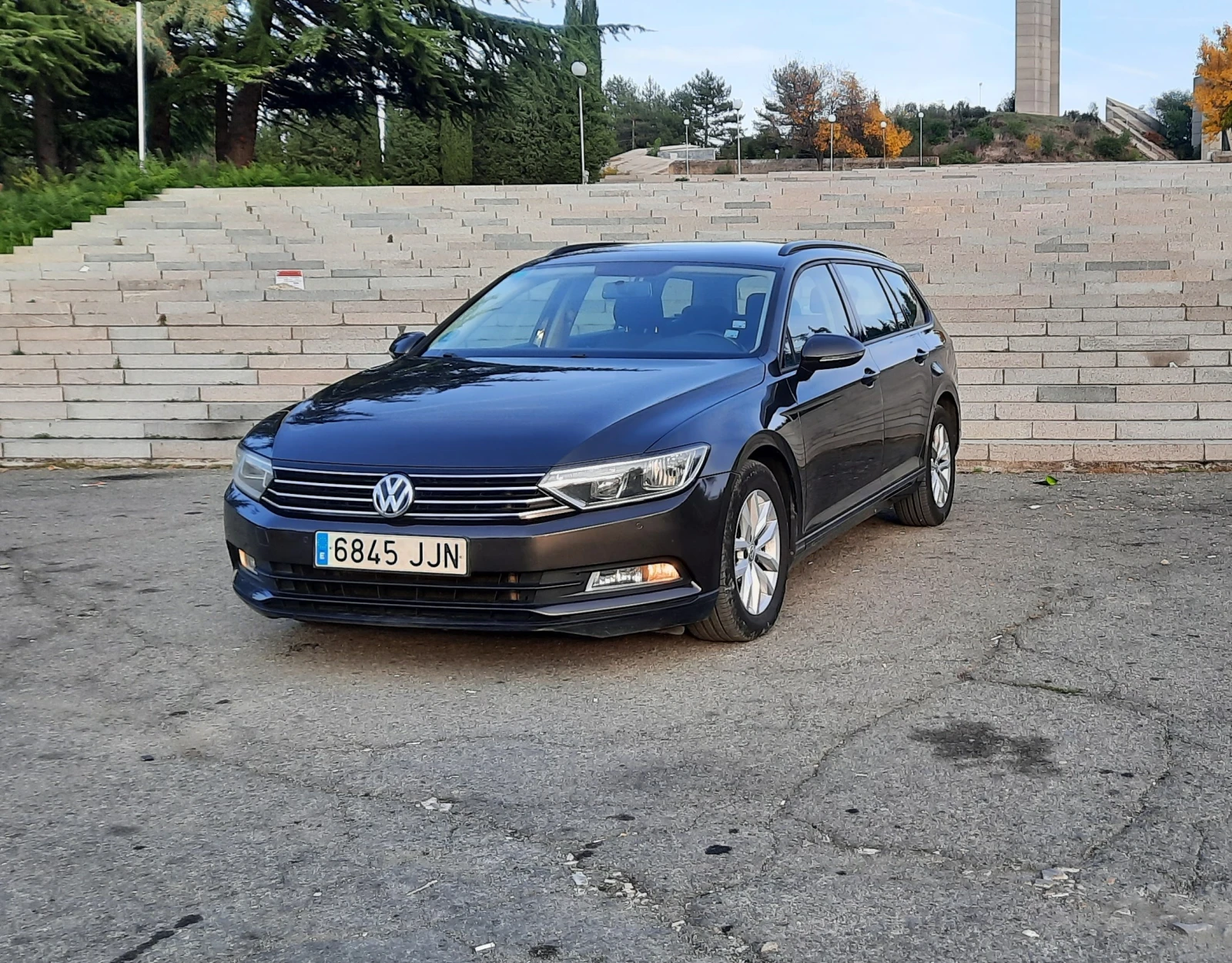 VW Passat B8/2.0 TDI 150 ./Euro6/Keyless/Dynaudio/Navi | Mobile.bg   1