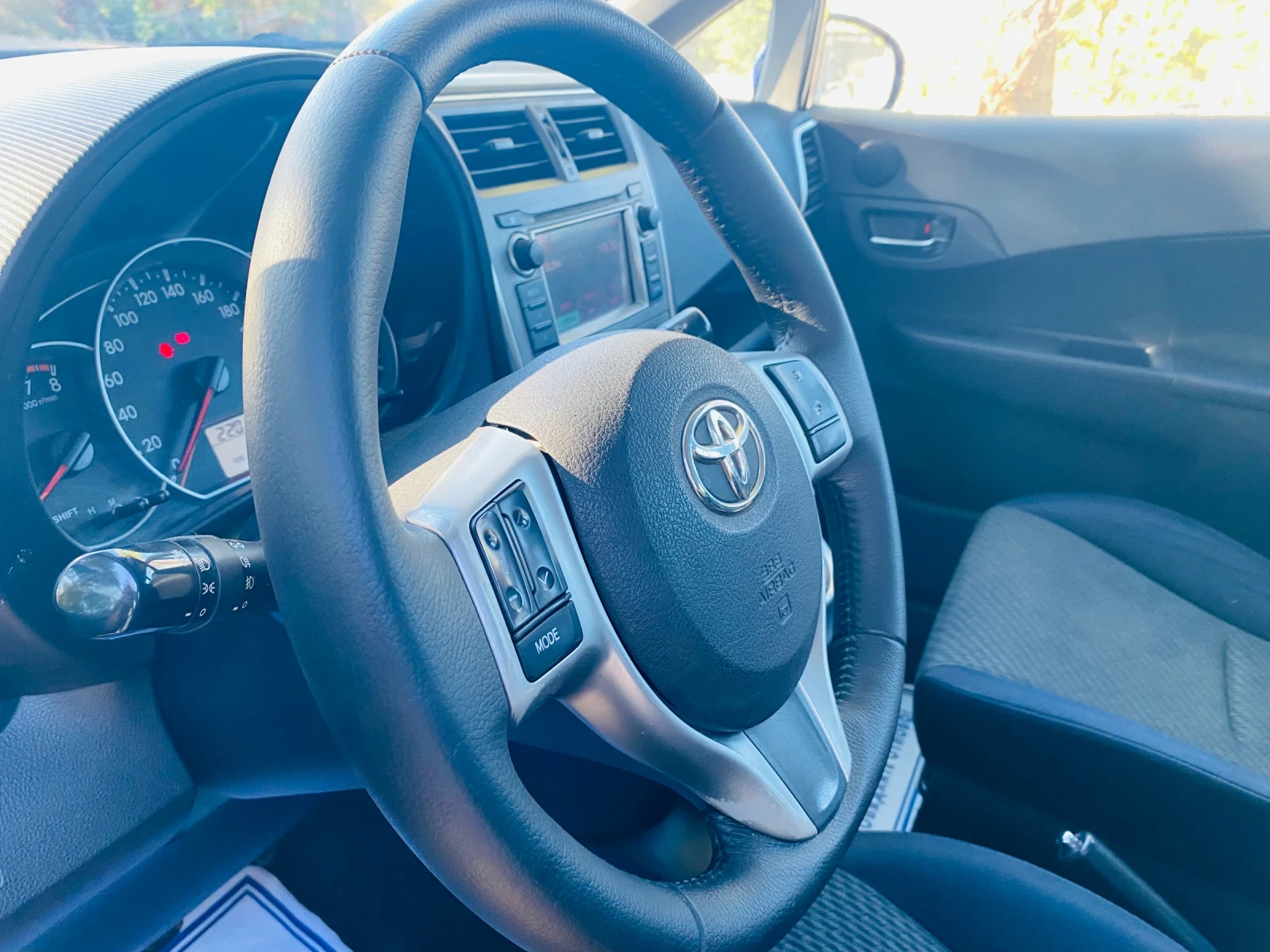 Toyota Verso S  - изображение 7