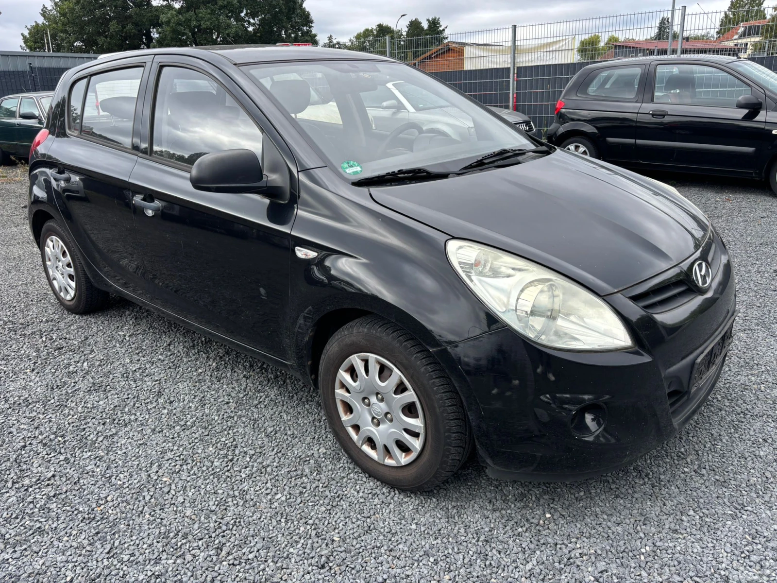 Hyundai I20 Classic 1.2i 78PS - изображение 3