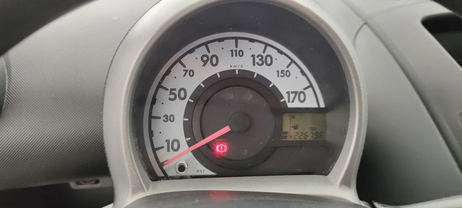 Toyota Aygo 1.0 evo - изображение 9