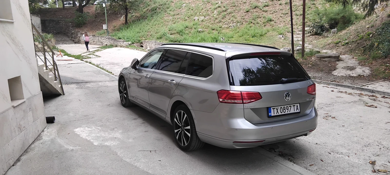 VW Passat 4MOTION 100%  183000 | Mobile.bg   4