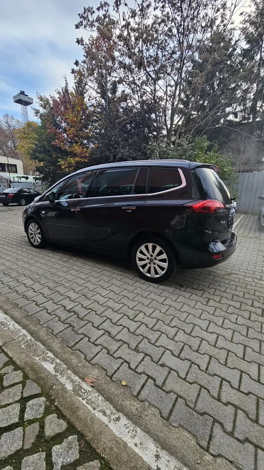 Opel Zafira 1.6i CHG 2013 - изображение 4