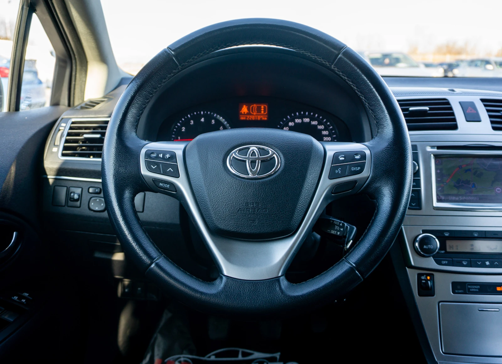 Toyota Avensis 1.8 бензин | АЛ КАНАТАРА | С ГАРАНЦИЯ! - изображение 9