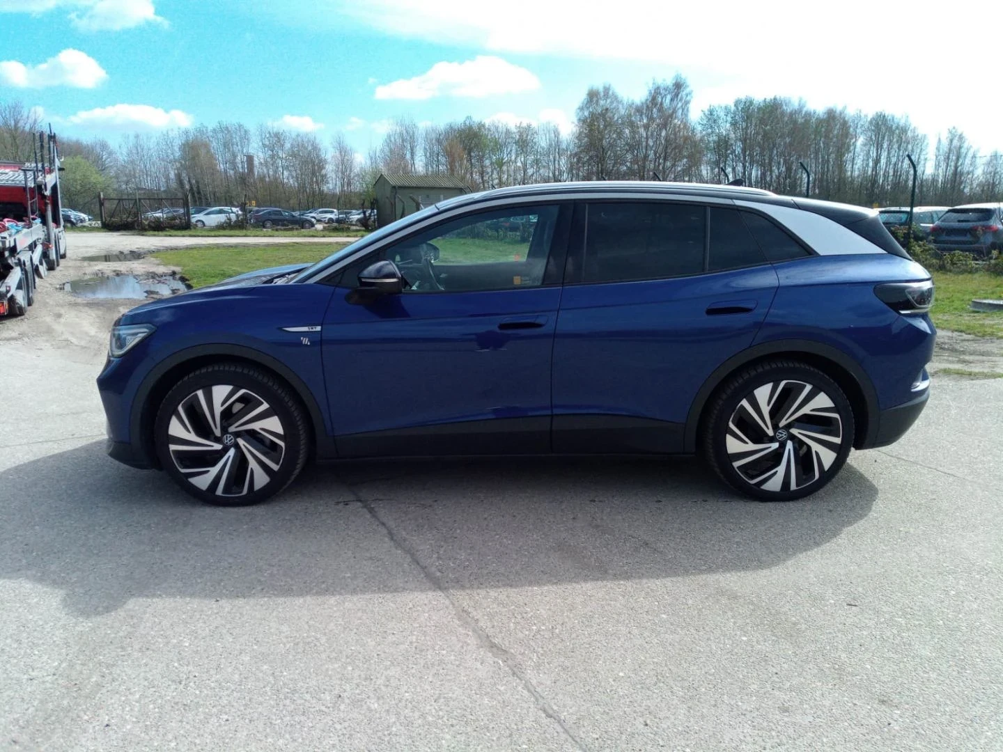 VW ID.4 1stPro/82kw/Pano/360/Memory/HeadUp/103km, снимка 17 - Автомобили и джипове - 53818722