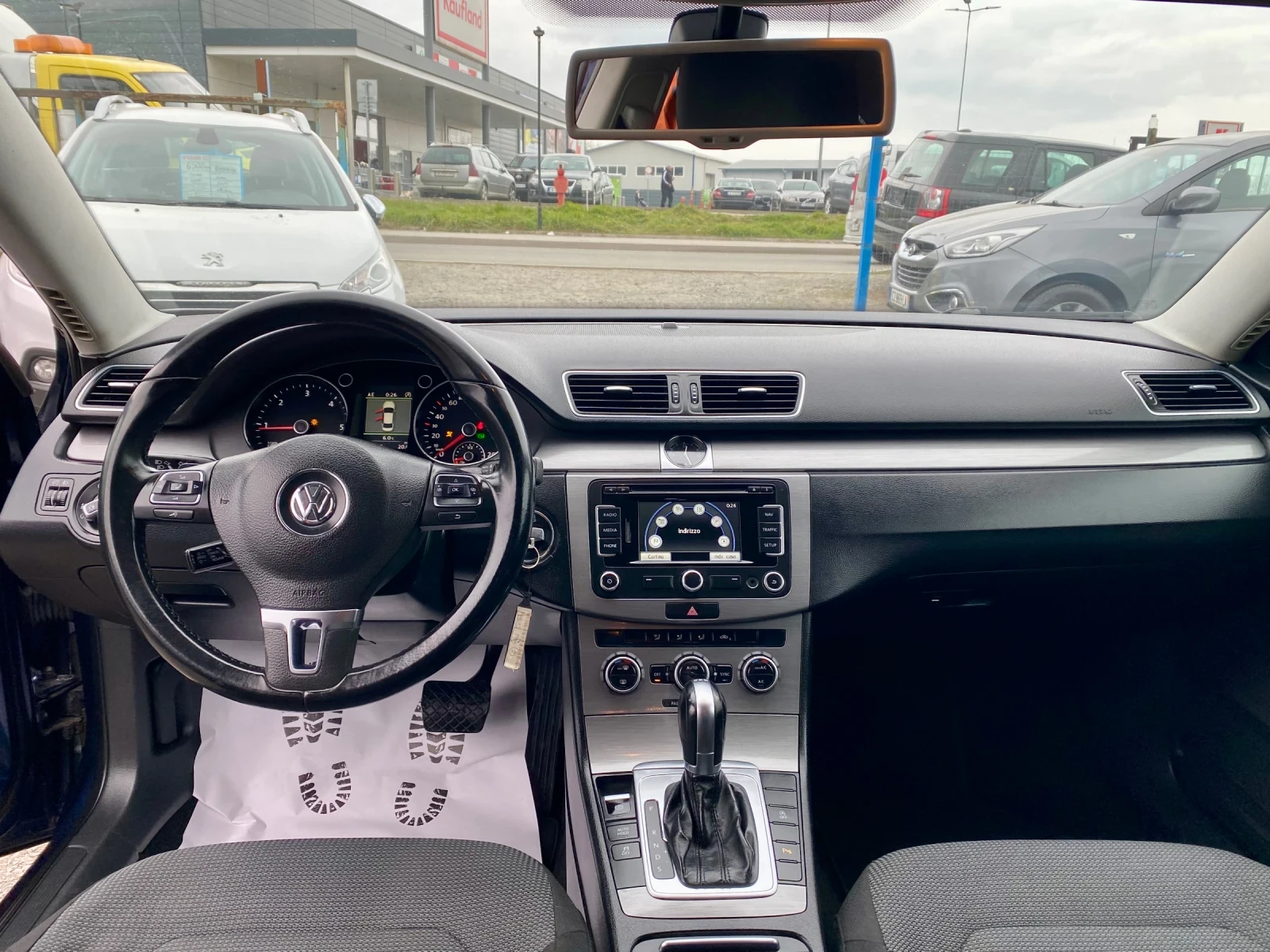 VW Passat, снимка 8 - Автомобили и джипове - 53906174