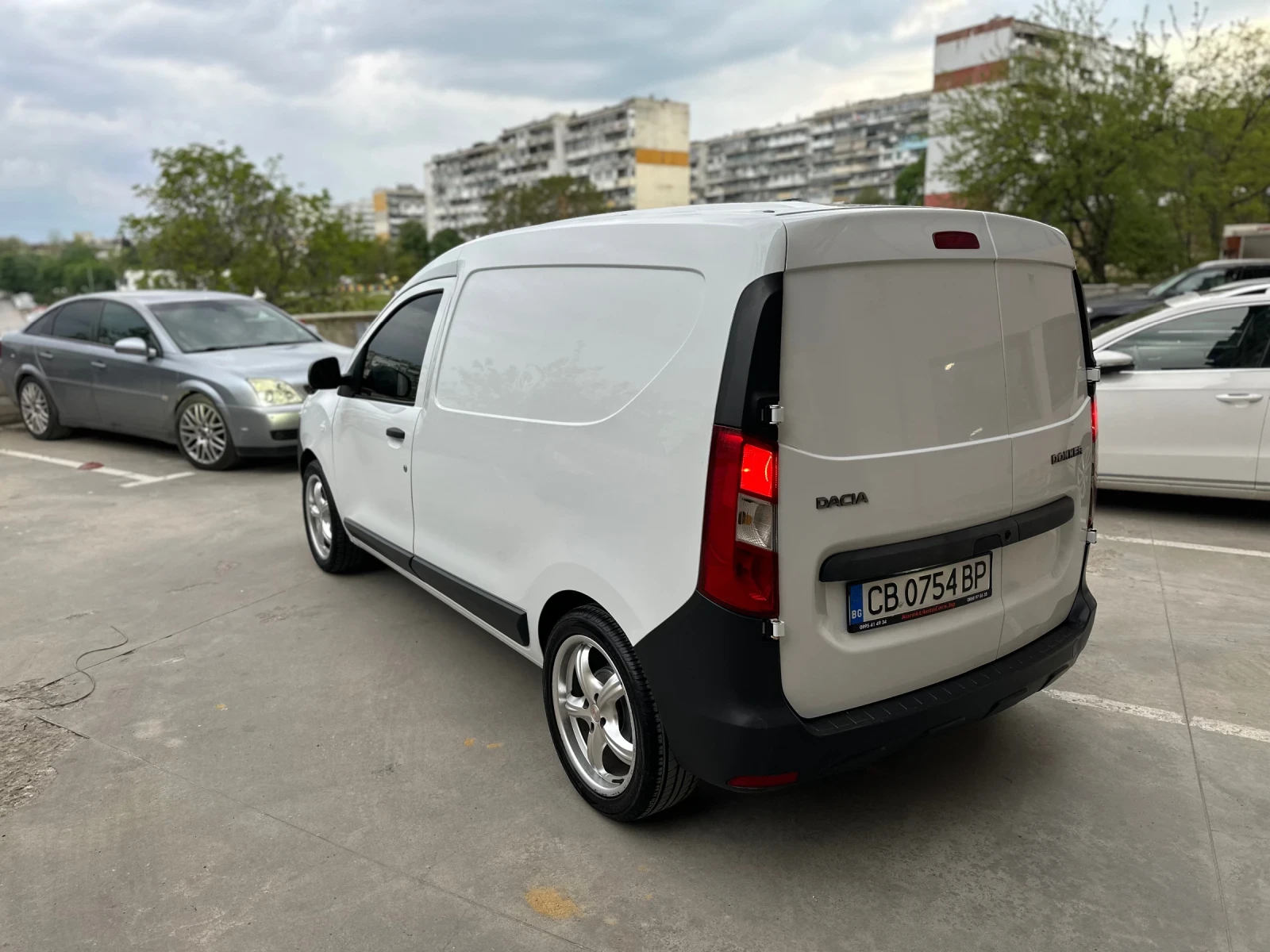 Dacia Dokker 1.6 Газ/Бензин 152000КМ, снимка 6 - Автомобили и джипове - 54198536