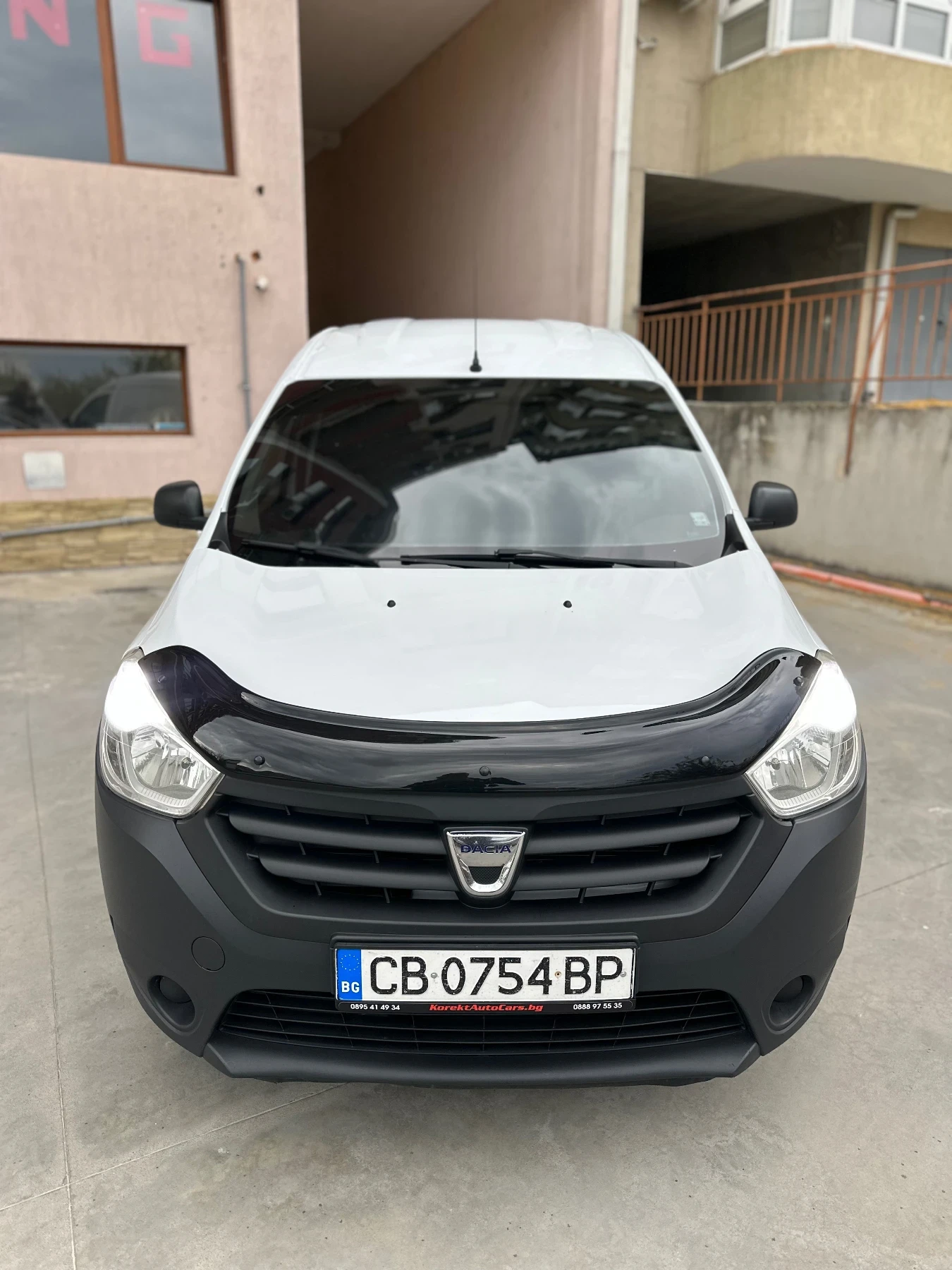 Dacia Dokker 1.6 Газ/Бензин 152000КМ, снимка 2 - Автомобили и джипове - 54198536