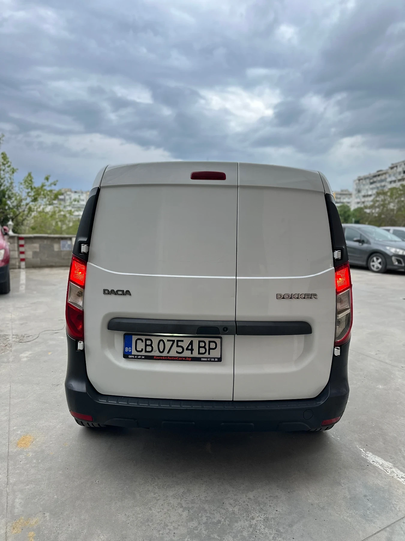 Dacia Dokker 1.6 Газ/Бензин 152000КМ, снимка 5 - Автомобили и джипове - 54198536
