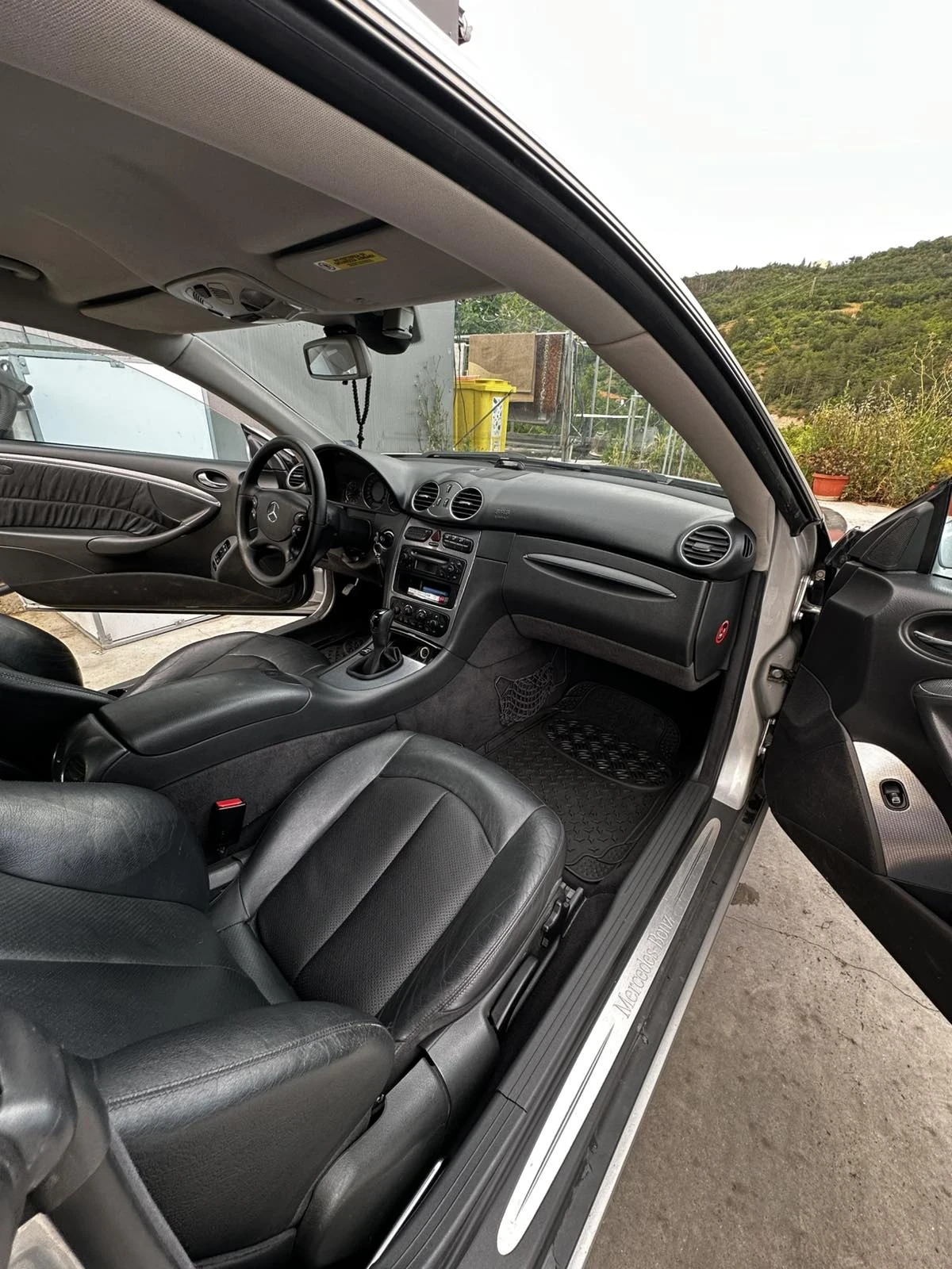 Mercedes-Benz CLK, снимка 5 - Автомобили и джипове - 54874877