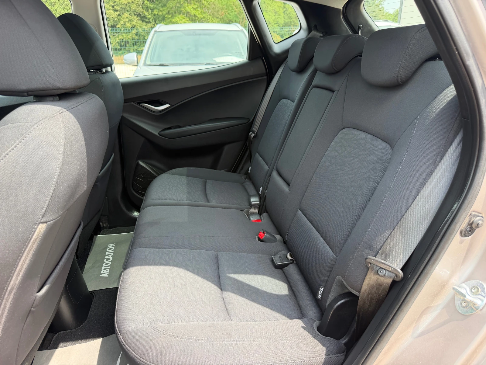 Hyundai Ix20 FACELIFT 1.4CRDI 90 CV XPOSSIBLE, снимка 12 - Автомобили и джипове - 55407452