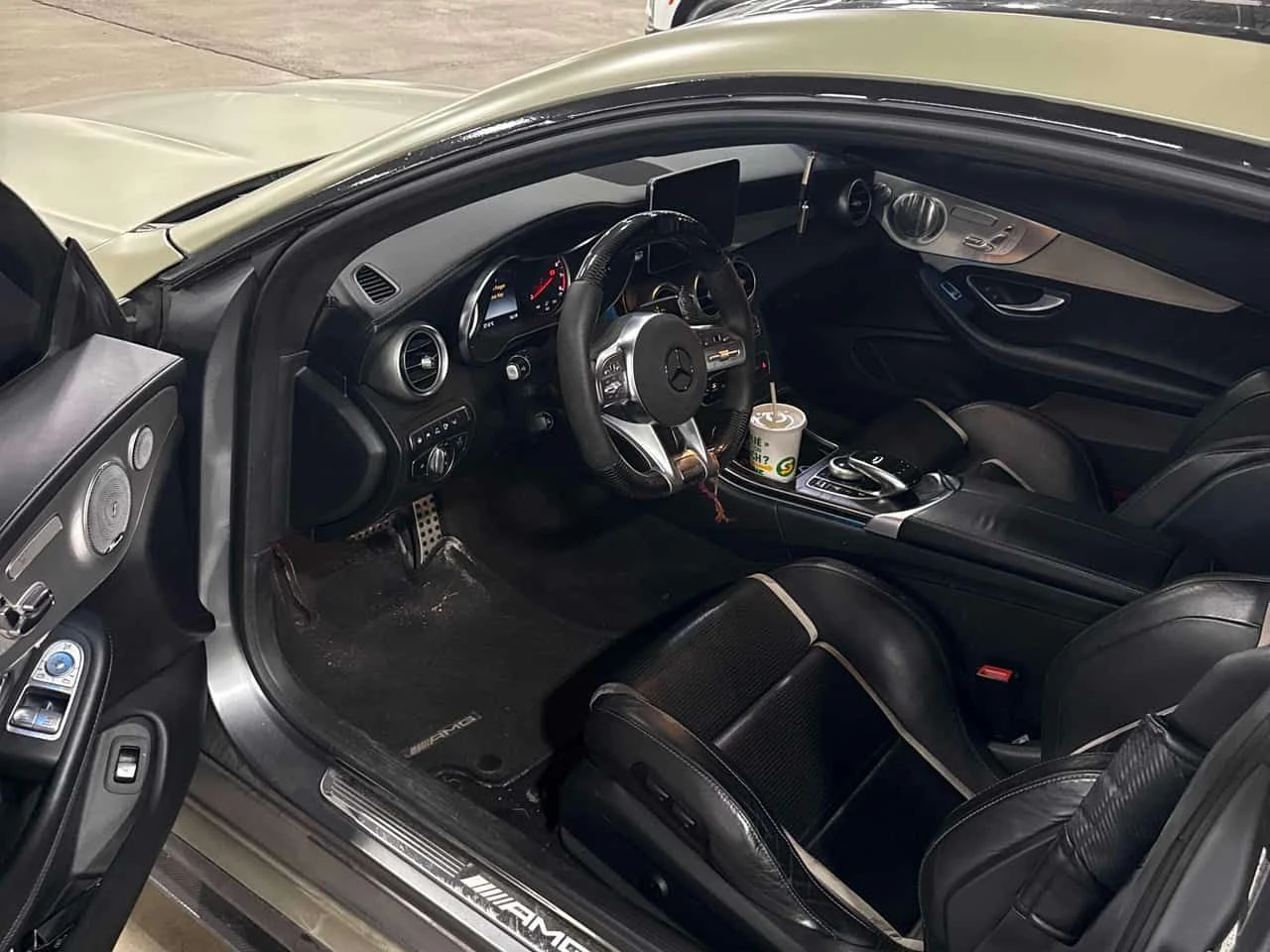 Mercedes-Benz C 63 AMG S  CARFAX, снимка 6 - Автомобили и джипове - 55448071