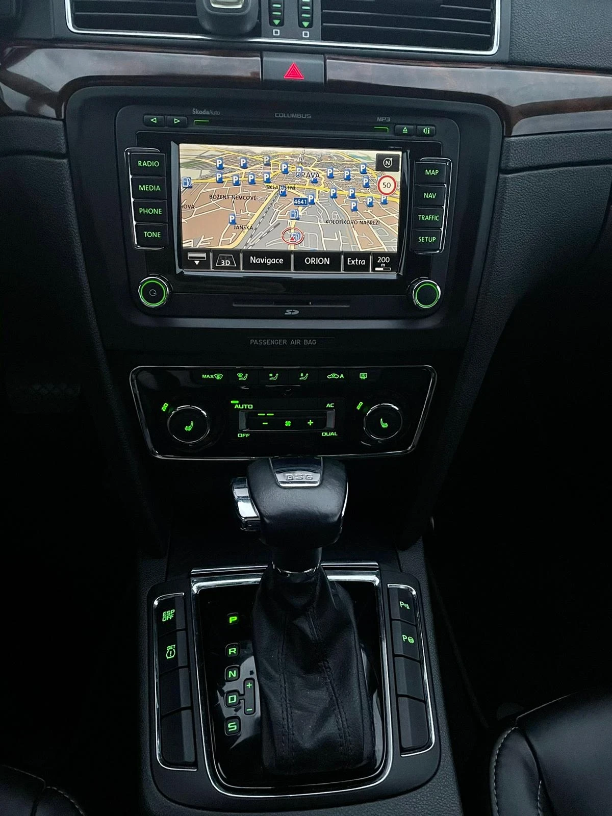 Skoda Superb Skoda Superb 2.0TDI 125KW DSG CBBB, снимка 16 - Автомобили и джипове - 55710058