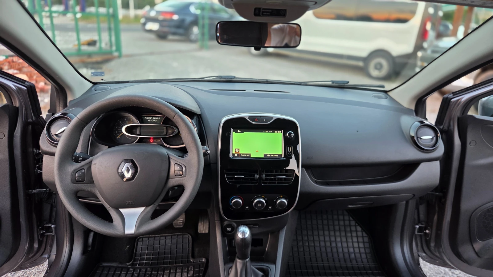 Renault Clio SW 1.5dCi EUR.6, снимка 11 - Автомобили и джипове - 55833764