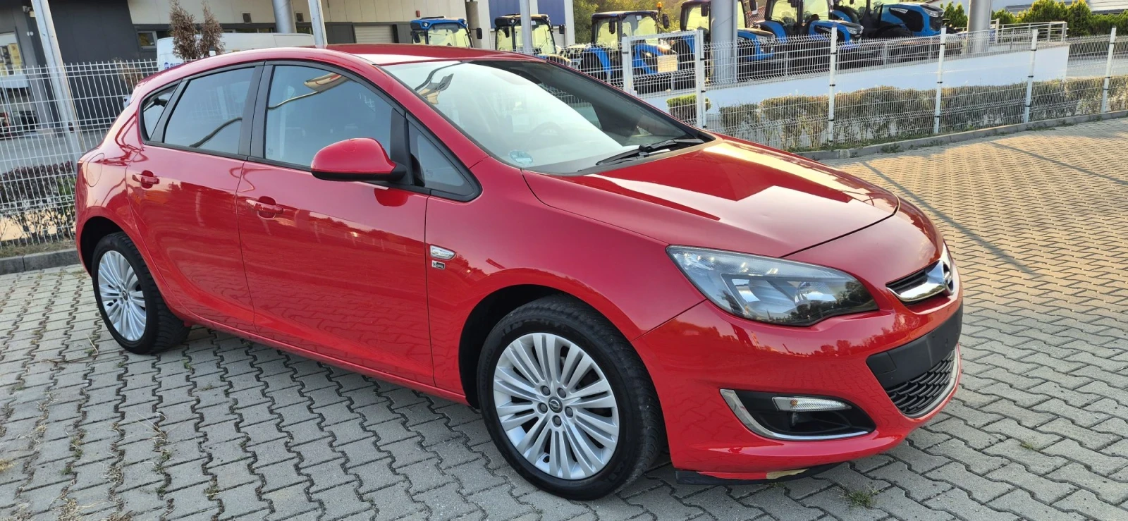 Opel Astra, снимка 2 - Автомобили и джипове - 55978886