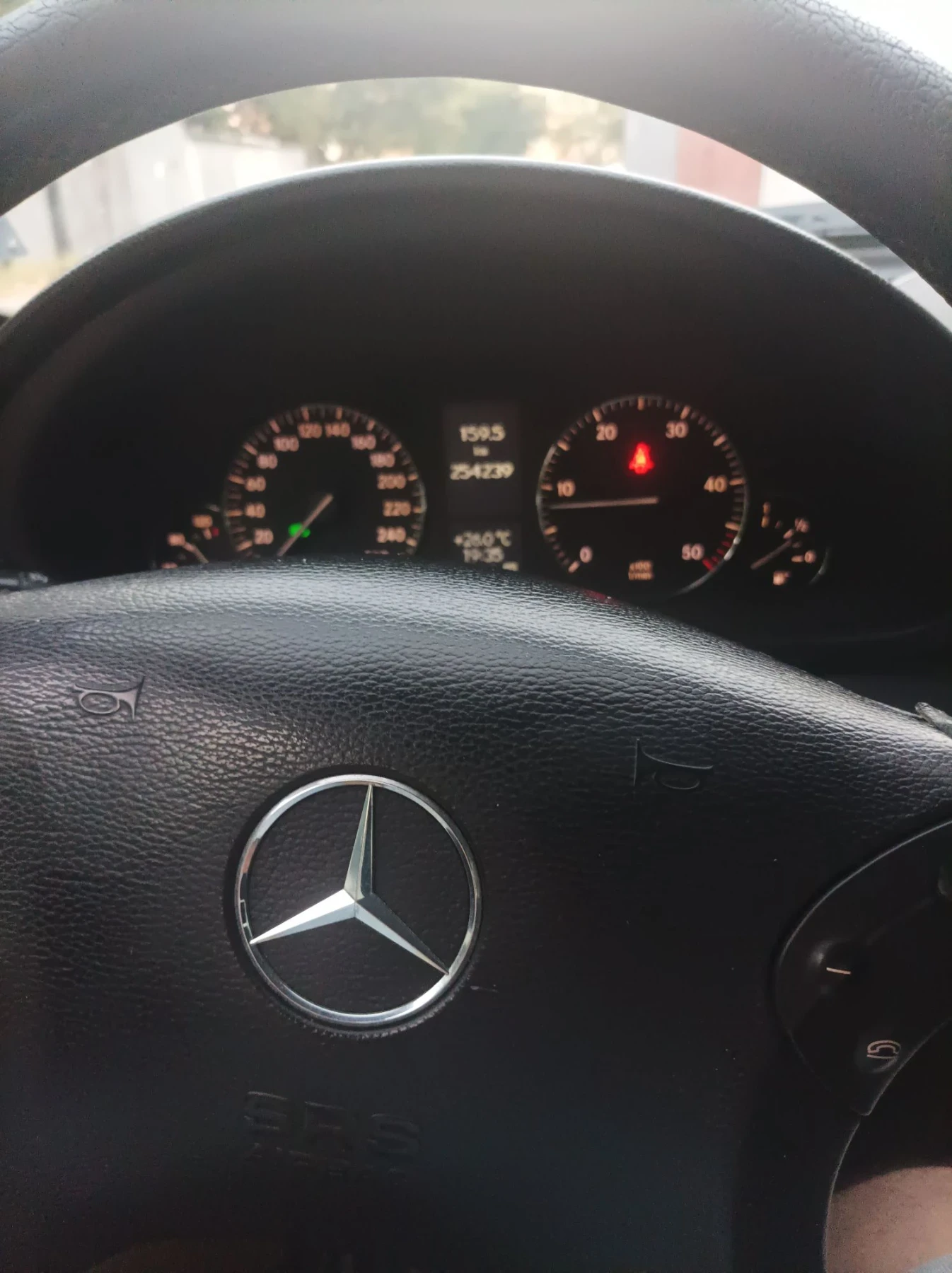 Mercedes-Benz C 220 2.2 CDI, снимка 7 - Автомобили и джипове - 56070517