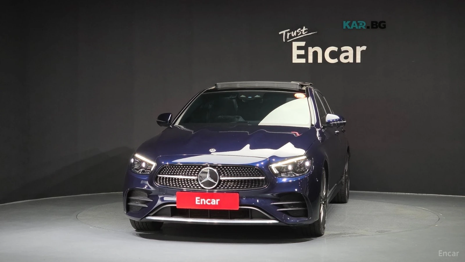 Mercedes-Benz E 350 4MATIC* AMG-LINE* BURMESTER* DISTRONIC* 360* HUD* , снимка 2 - Автомобили и джипове - 56130951