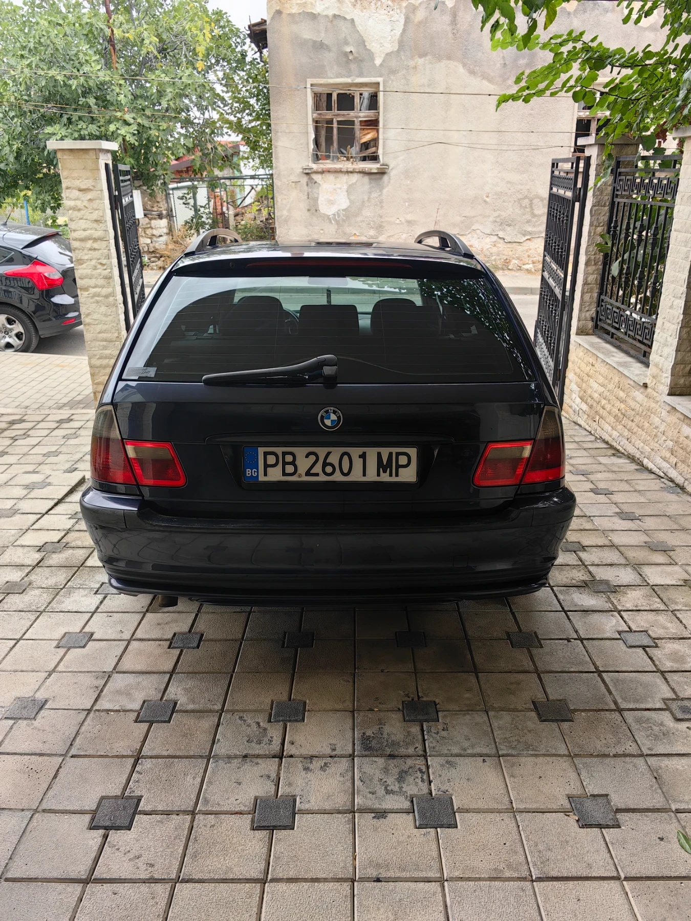 BMW 320 E46, снимка 4 - Автомобили и джипове - 56250377