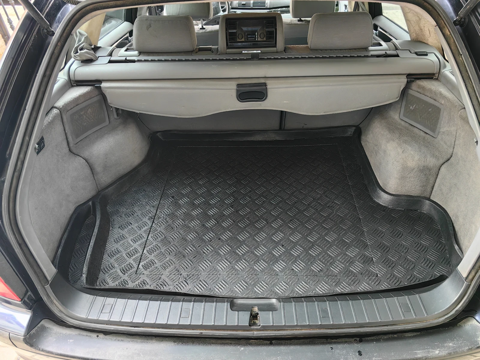 BMW 320 E46, снимка 7 - Автомобили и джипове - 56250377
