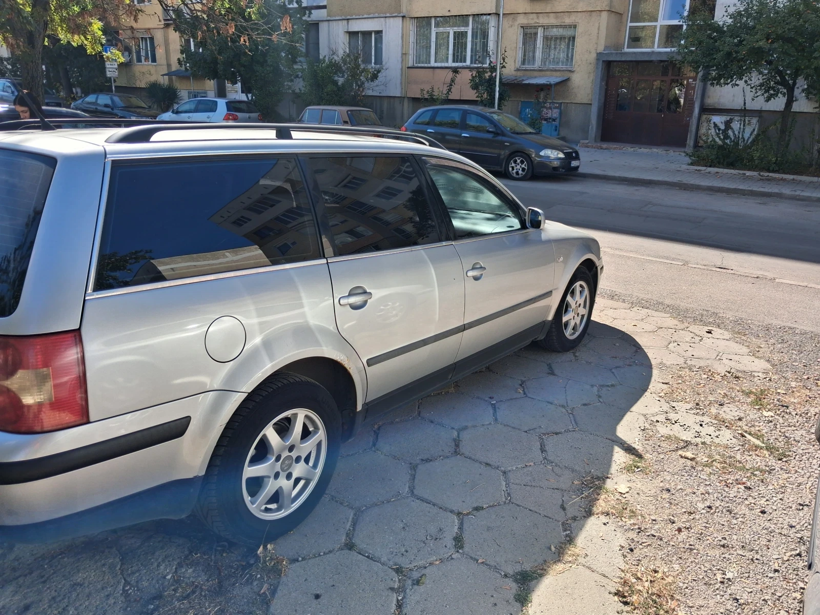 VW Passat, снимка 4 - Автомобили и джипове - 56345742