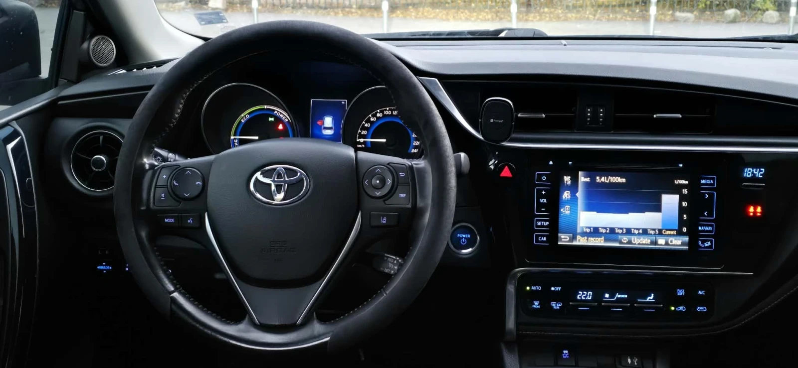 Toyota Auris, снимка 7 - Автомобили и джипове - 56648885