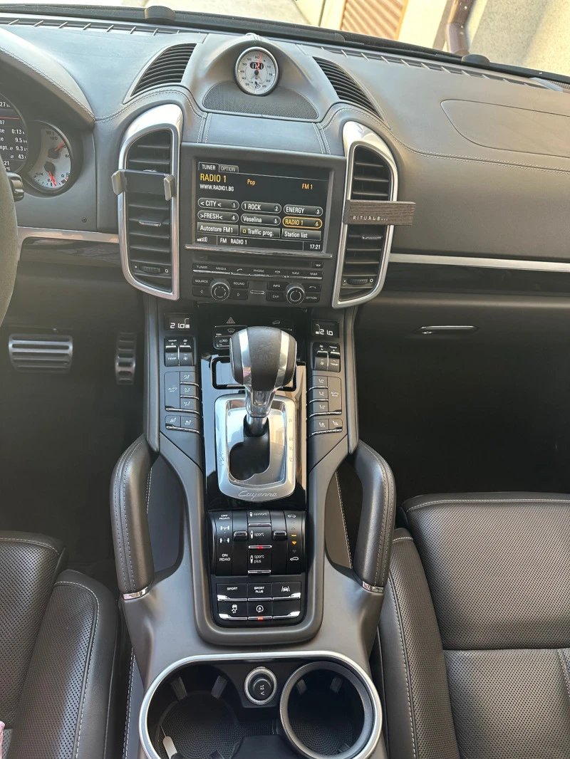 Porsche Cayenne S, снимка 14 - Автомобили и джипове - 49592559