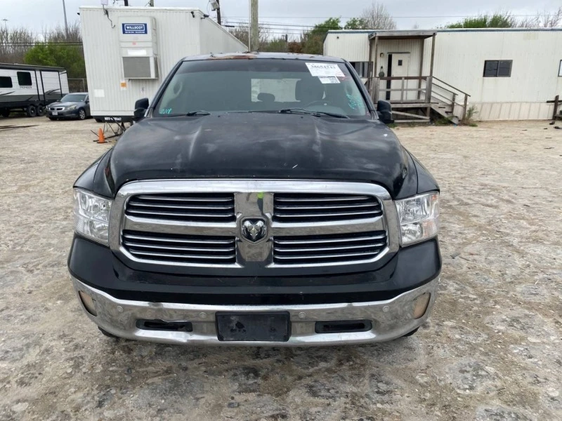 Dodge RAM 1500 5.7 HEMI за части, снимка 1 - Автомобили и джипове - 46561753