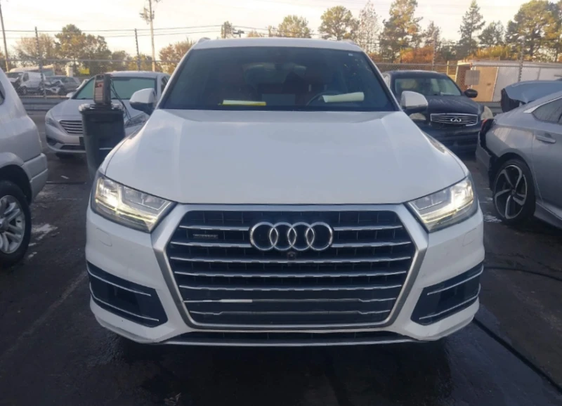 Audi Q7 3.0T Premium Plus* Диг.табло* Bose* 360* Пано* , снимка 1 - Автомобили и джипове - 48208833