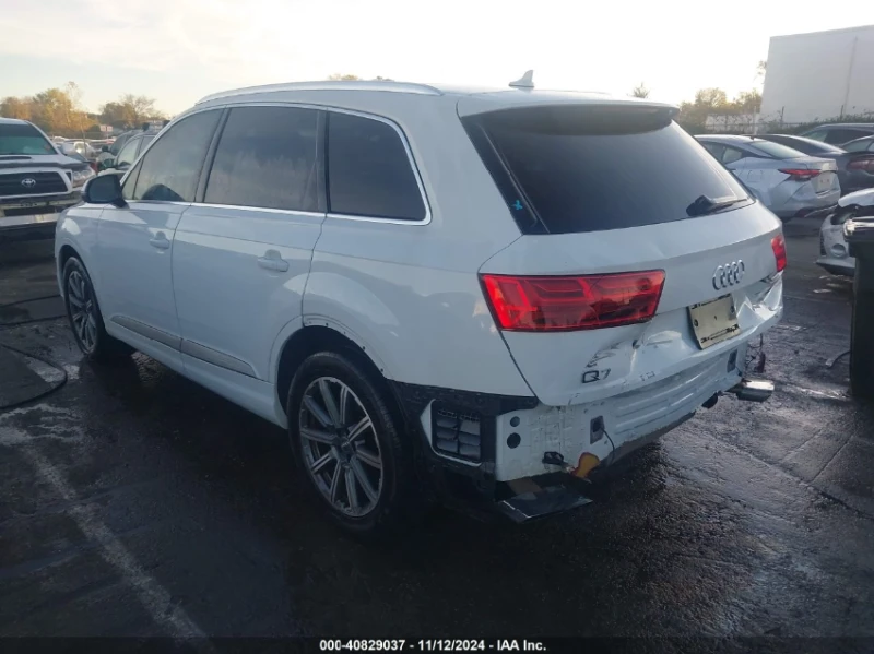 Audi Q7 3.0T Premium Plus* Диг.табло* Bose* 360* Пано* , снимка 6 - Автомобили и джипове - 48208833