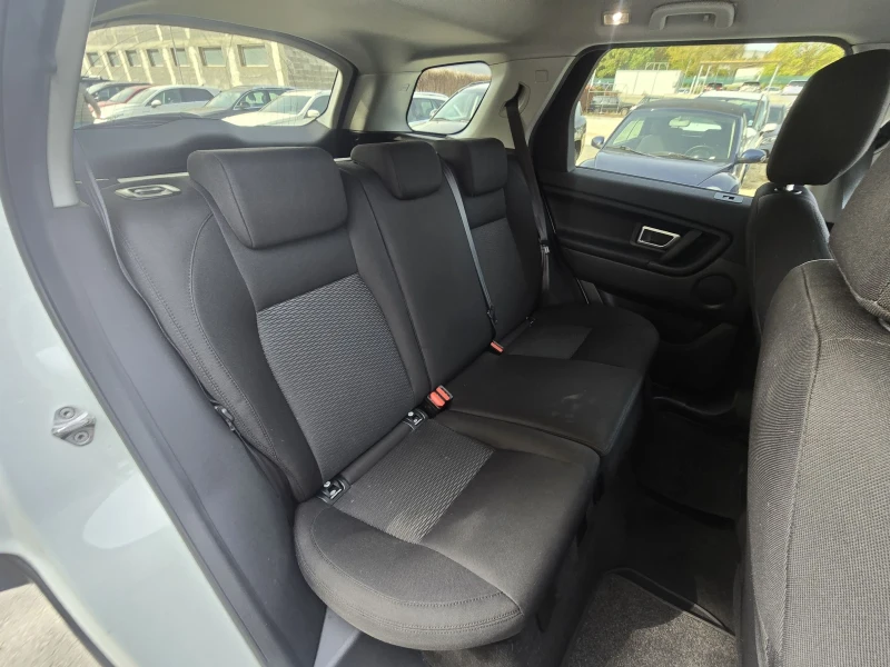 Land Rover Discovery Sport 2.0 td4 150к.с AWD, снимка 14 - Автомобили и джипове - 52152931