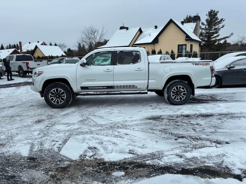Toyota Tacoma * 4x4 Double Cab Auto * CARFAX * БЕЗ ПЪРВОНАЧАЛНА , снимка 2 - Автомобили и джипове - 52990855