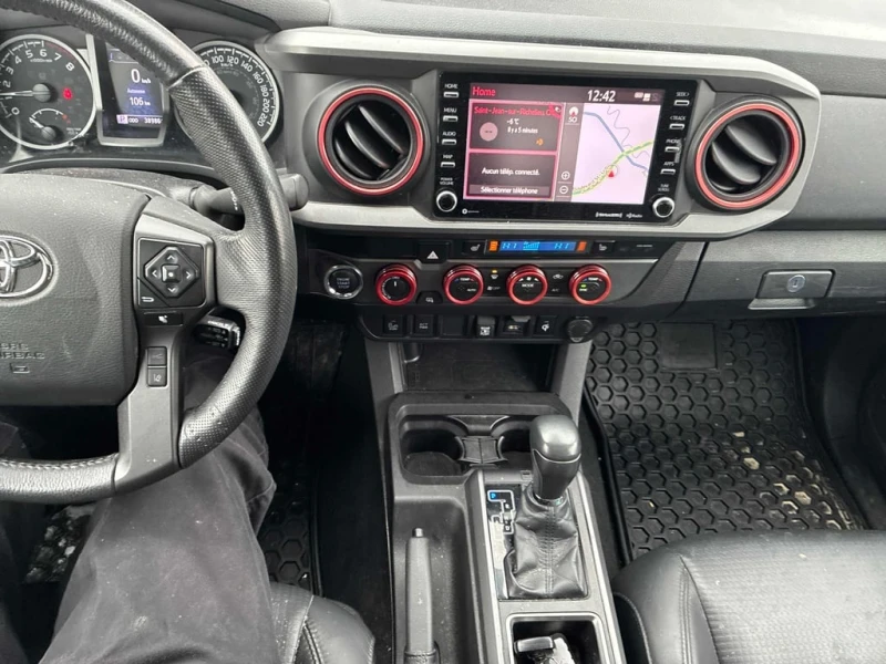 Toyota Tacoma * 4x4 Double Cab Auto * CARFAX * БЕЗ ПЪРВОНАЧАЛНА , снимка 9 - Автомобили и джипове - 52990855