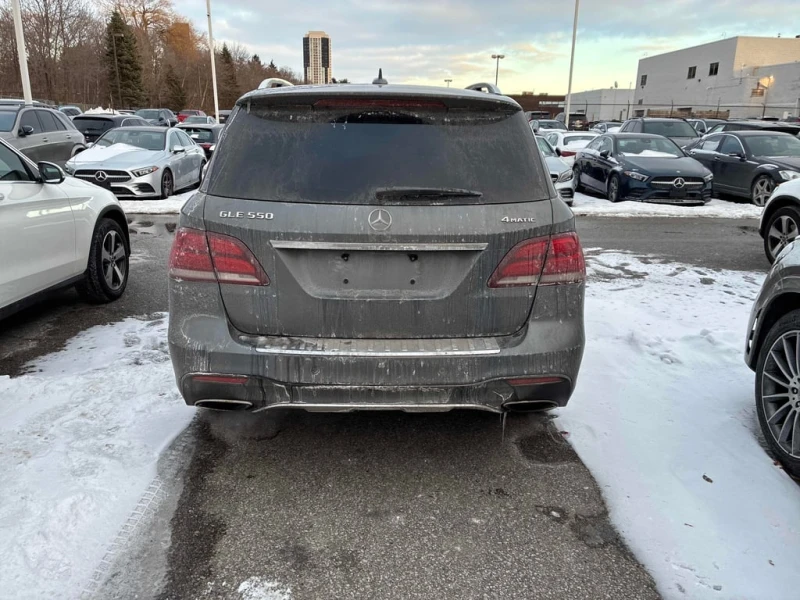 Mercedes-Benz GLE * 550 * CARFAX * БЕЗ ПЪРВОНАЧАЛНА ВНОСКА, снимка 4 - Автомобили и джипове - 53037633