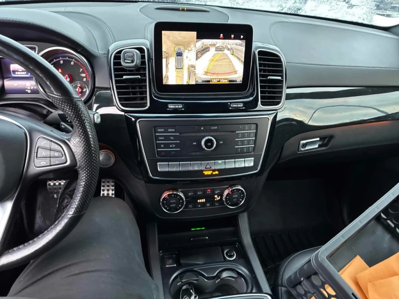 Mercedes-Benz GLE * 550 * CARFAX * БЕЗ ПЪРВОНАЧАЛНА ВНОСКА, снимка 9 - Автомобили и джипове - 53037633