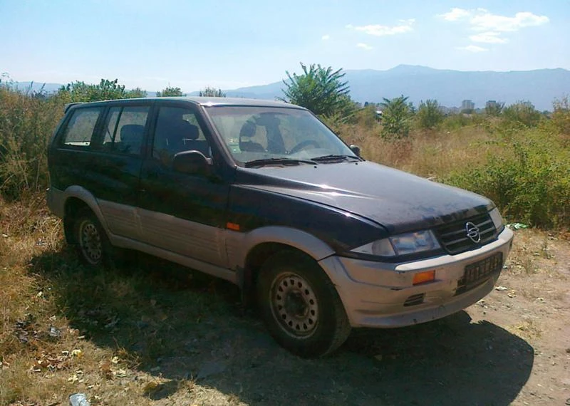 SsangYong Musso 2.9d/на части, снимка 2 - Автомобили и джипове - 3922429