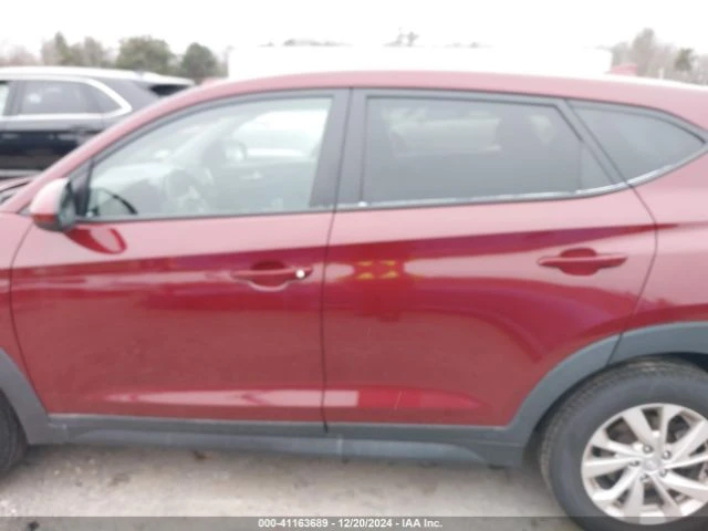 Hyundai Tucson SE, снимка 5 - Автомобили и джипове - 48905975