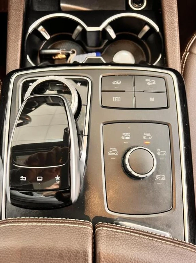 Mercedes-Benz GLE * 350d 4MATIC CUIR TOIT MAGS GPS CRUISE SIEGES C *, снимка 11 - Автомобили и джипове - 52924043