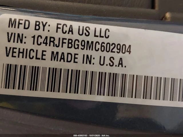 Jeep Grand cherokee 80TH ANNIVERSARY LIMITED 4X4 ПАНОРАМА КОЖА ДИСТРОН, снимка 13 - Автомобили и джипове - 53208927