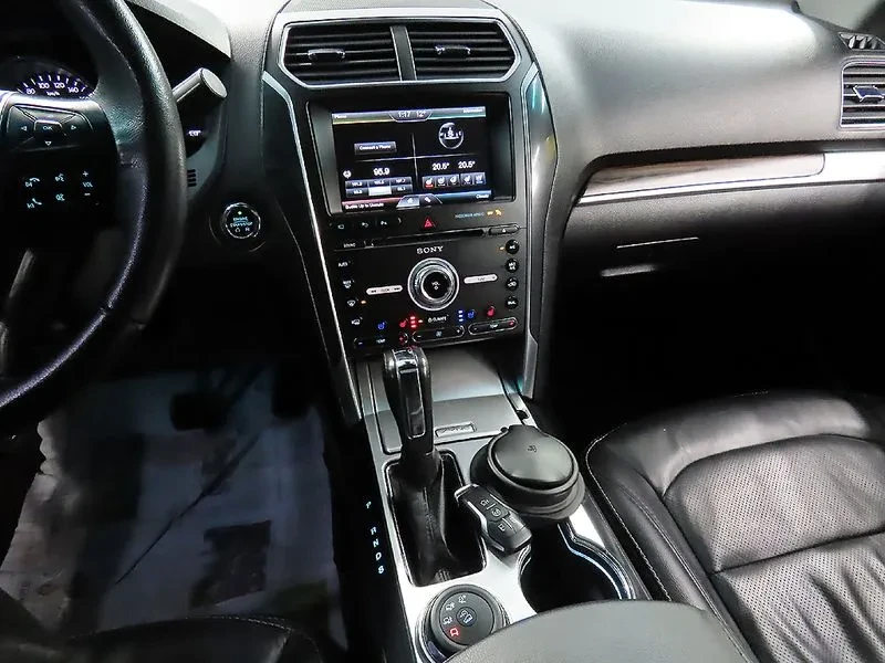 Ford Explorer 2.3 AWD, снимка 10 - Автомобили и джипове - 54351493