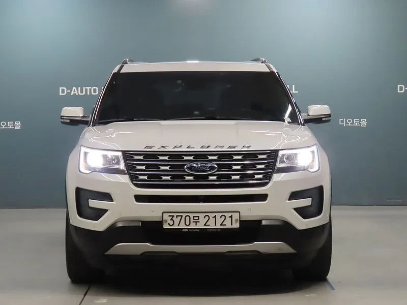 Ford Explorer 2.3 AWD, снимка 2 - Автомобили и джипове - 54351493