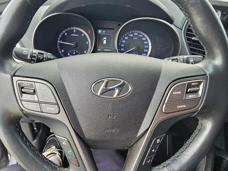 Hyundai Santa fe 2.0, снимка 16 - Автомобили и джипове - 54872426