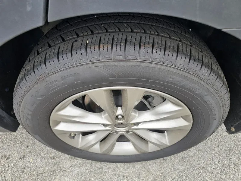 Hyundai Santa fe 2.0, снимка 5 - Автомобили и джипове - 54872426