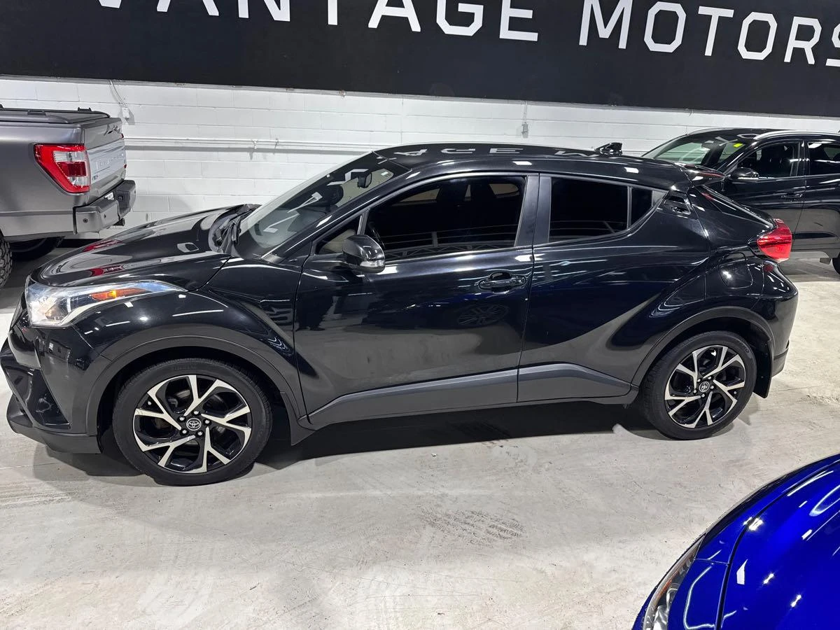 Toyota C-HR * XLE  * * АвтоКредит - изображение 3