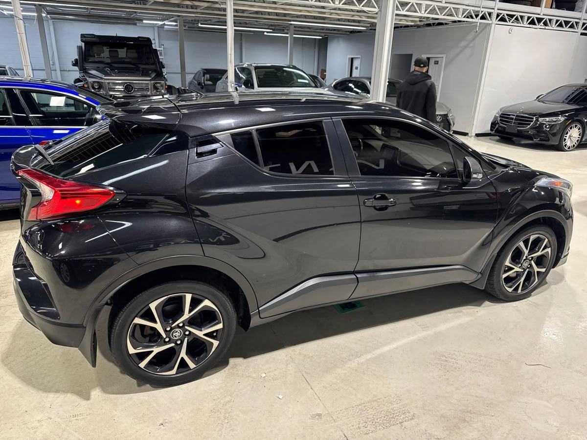 Toyota C-HR * XLE  * * АвтоКредит - изображение 5