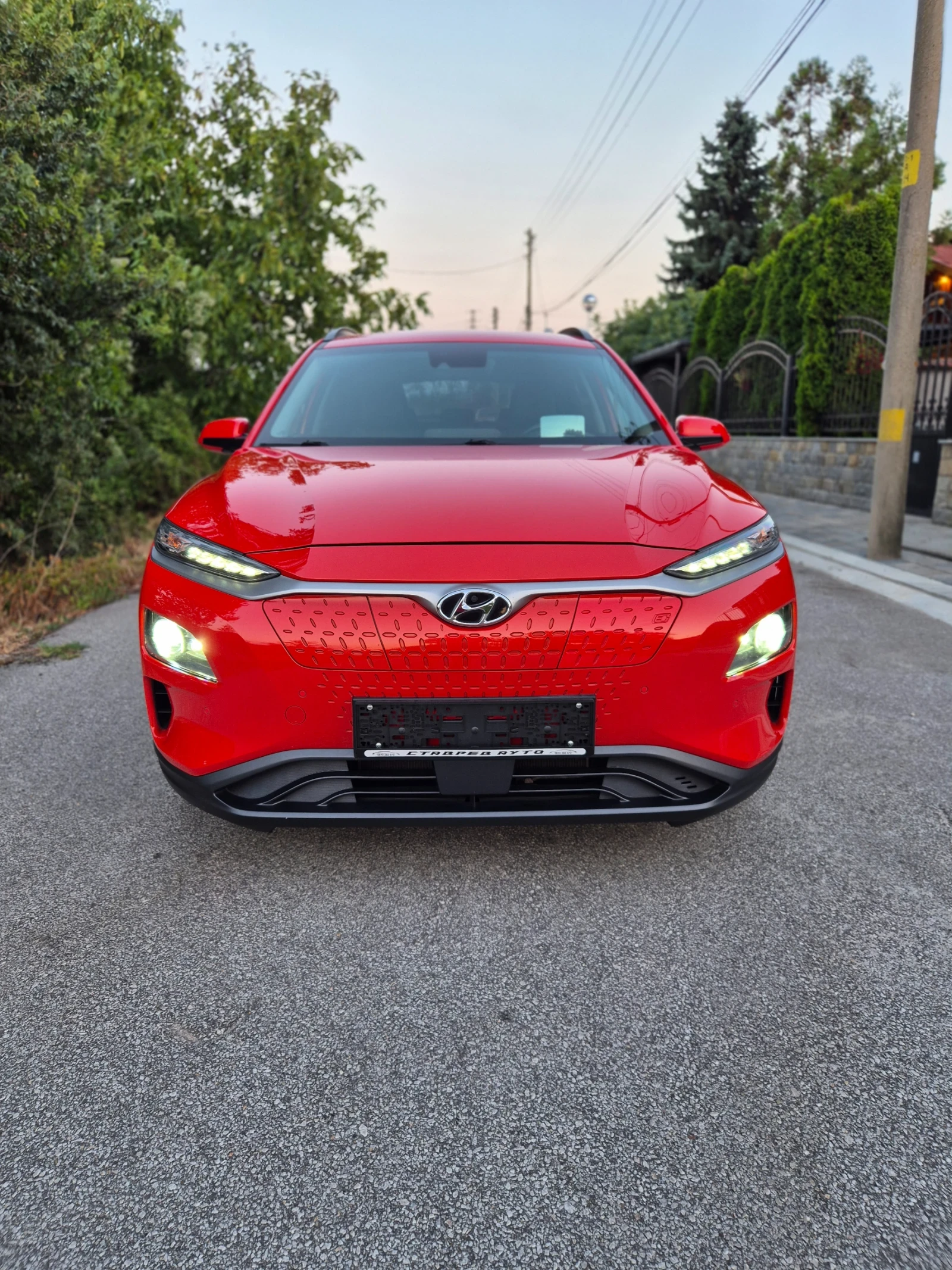 Hyundai Kona 64 kWh/ Premium/204кс/Термо помпа - изображение 3