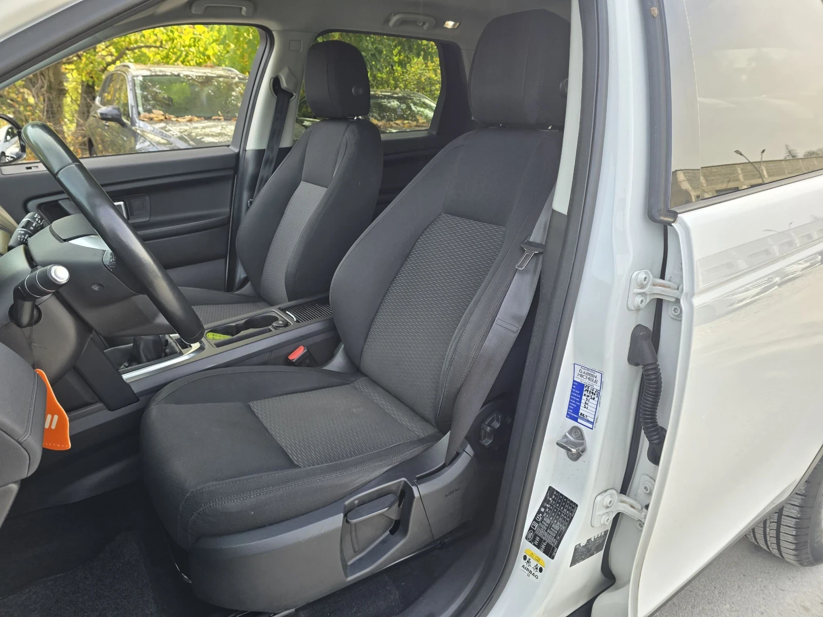 Land Rover Discovery Sport 2.0 td4 150к.с AWD - изображение 9