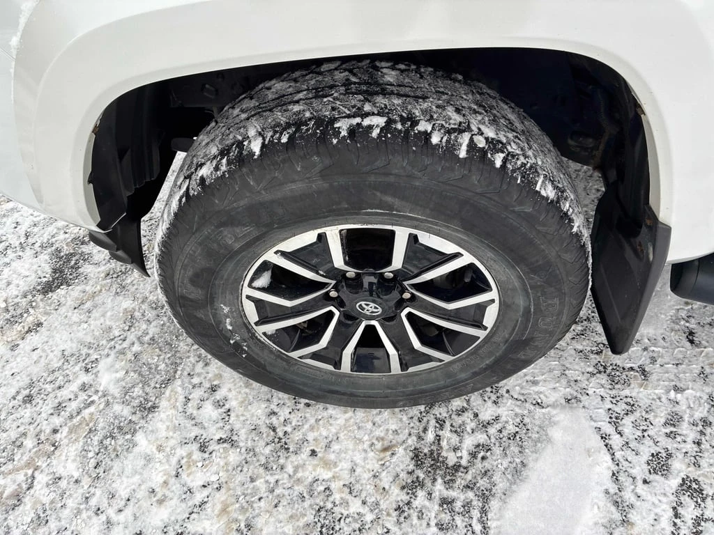 Toyota Tacoma * 4x4 Double Cab Auto * CARFAX * ��� ������������  | Mobile.bg � ����������� 7