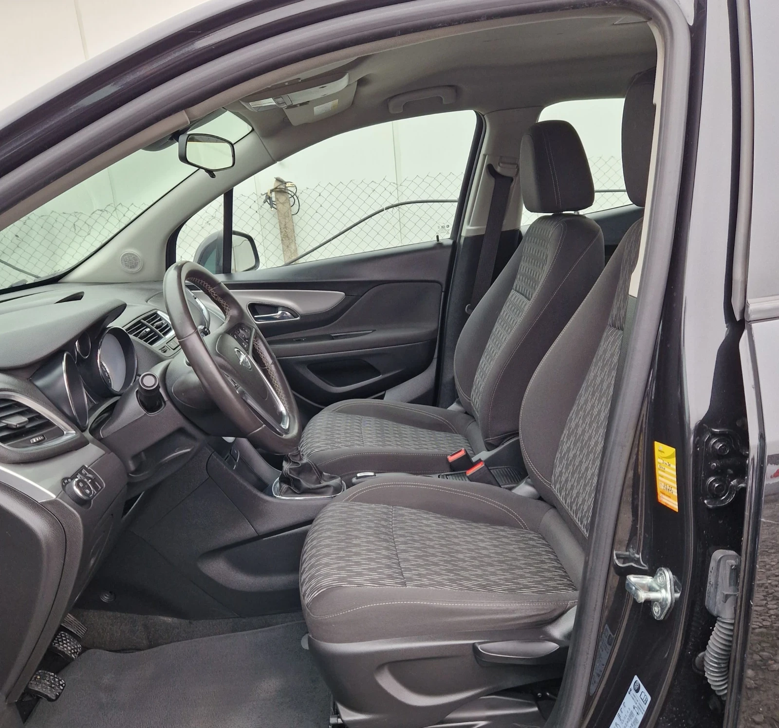 Opel Mokka 1.6i - изображение 7