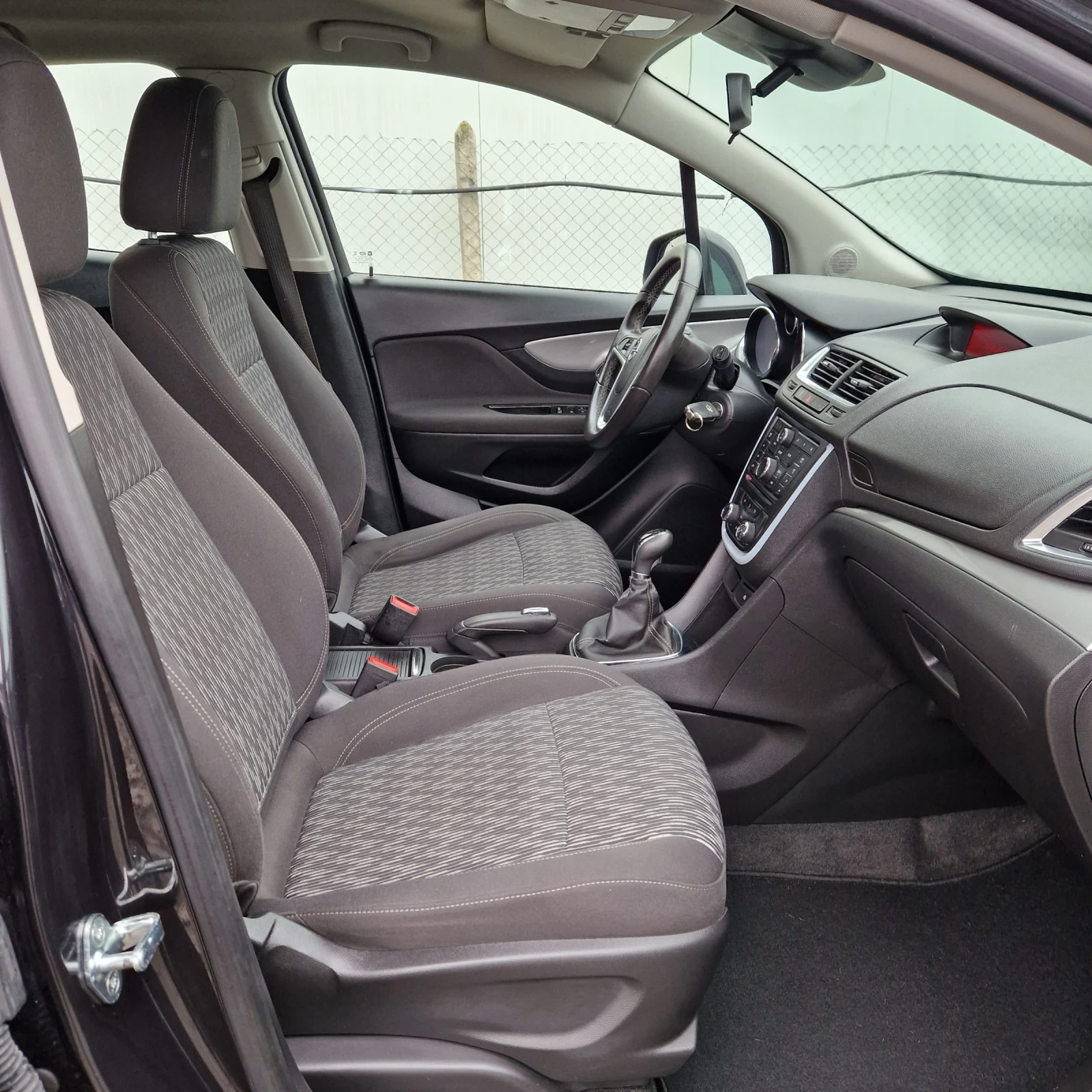 Opel Mokka 1.6i - изображение 10