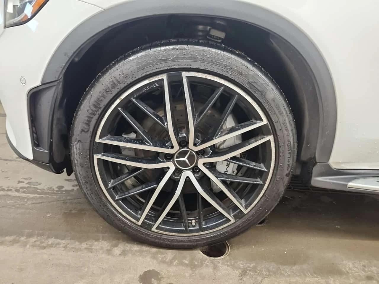 Mercedes-Benz GLC 43 AMG 4MATIC * DISTRONIC* AMBIENTNO* PANORAMA* , снимка 6 - Автомобили и джипове - 53913722