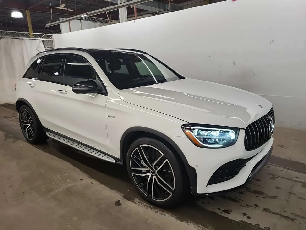 Mercedes-Benz GLC 43 AMG 4MATIC * DISTRONIC* AMBIENTNO* PANORAMA* , снимка 2 - Автомобили и джипове - 53913722